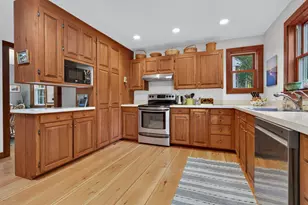 90 Deer Run Rd, Henniker, NH 03242 - Photo 15