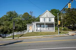 142A Broadway St, Dover, NH 03820 - Photo 5