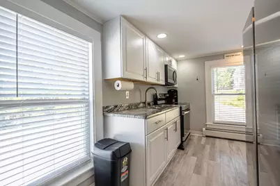 142A Broadway Street #A, Dover, NH 03820 - Photo 17