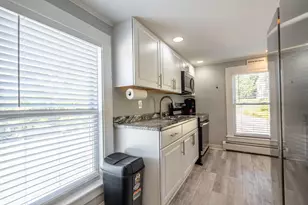142A Broadway St, Dover, NH 03820 - Photo 17