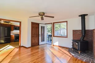 21 Belmont Dr, Merrimack, NH 03054 - Photo 7