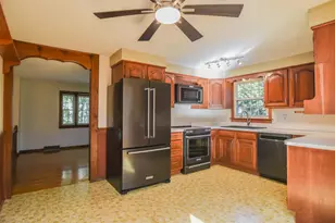 21 Belmont Dr, Merrimack, NH 03054 - Photo 13