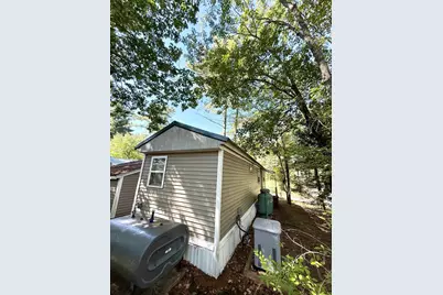 7 Roberts Road, Barrington, NH 03825 - Photo 3
