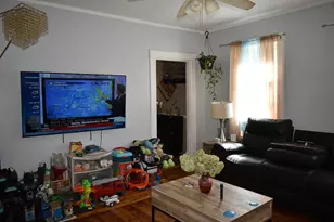 429 Wilson St, Manchester, NH 03103 - Photo 9