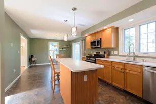 4 Aspen Dr, Somersworth, NH 03878 - Photo 5