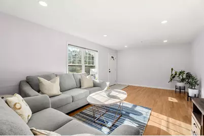 162 Karatzas Avenue, Manchester, NH 03104 - Photo 5