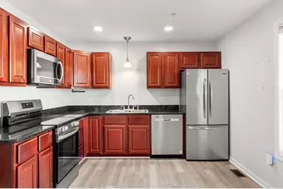 162 Karatzas Avenue, Manchester, NH 03104 - Photo 11