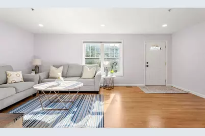 162 Karatzas Avenue, Manchester, NH 03104 - Photo 3