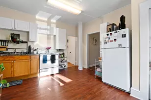170 Oakland Ave, Manchester, NH 03109 - Photo 7