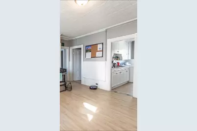 17 Hevey Street, Manchester, NH 03102 - Photo 49