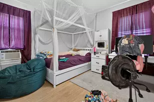 17 Hevey St, Manchester, NH 03102 - Photo 7