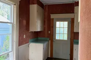 90 Appleton St, Manchester, NH 03104 - Photo 13