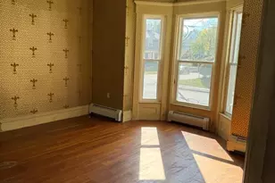 90 Appleton St, Manchester, NH 03104 - Photo 5