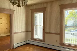 90 Appleton St, Manchester, NH 03104 - Photo 3