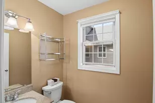 216 Kearsage Dr, Pembroke, NH 03275 - Photo 17