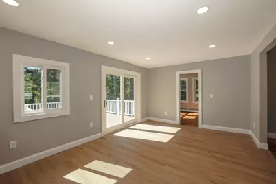 333 Cohas Avenue, Manchester, NH 03109 - Photo 9