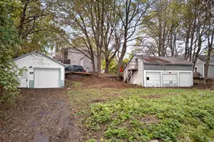 27 Spofford St, Claremont, NH 03743 - Photo 1