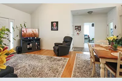 186 Kinsley Street, Nashua, NH 03060 - Photo 13