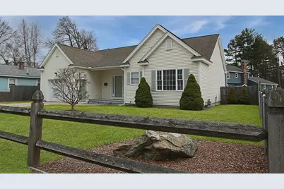 186 Kinsley Street, Nashua, NH 03060 - Photo 1