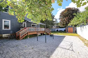 137 Frederick St, Manchester, NH 03102 - Photo 7