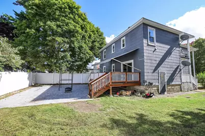 137 Frederick Street, Manchester, NH 03102 - Photo 5