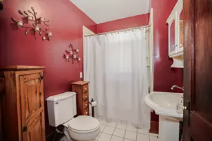 137 Frederick St, Manchester, NH 03102 - Photo 19