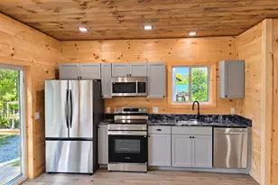 196 Washington St, Littleton, NH 03561 - Photo 9