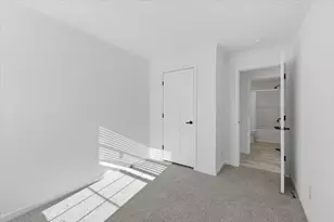 4 Bahl St, Nashua, NH 03063 - Photo 25