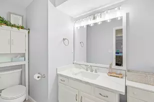 49 Riviera Rd, Hudson, NH 03051 - Photo 17