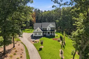 141 Londonderry Rd, Windham, NH 03087 - Photo 1