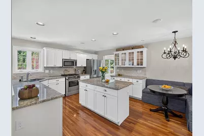 73 Bower Street, South Burlington, VT 05403 - Photo 5