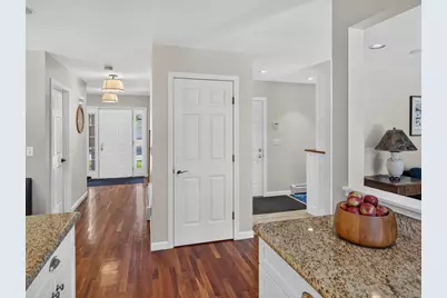 73 Bower Street, South Burlington, VT 05403 - Photo 7
