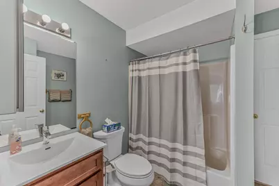 227 Main Street #223, Lincoln, NH 03251 - Photo 17