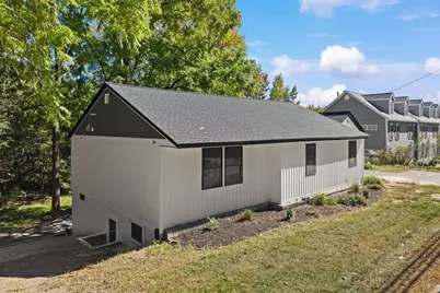 755 Mammoth Road, Manchester, NH 03104 - Photo 3