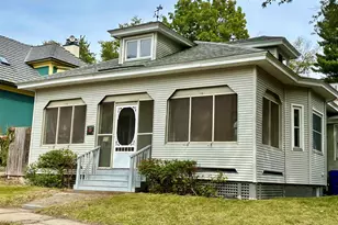 59 Riverview Pl, Manchester, NH 03104 - Photo 1