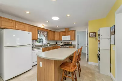 63 Sagewood Circle, Hooksett, NH 03106 - Photo 5