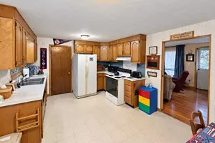6 Alexander Dr, Manchester, NH 03109 - Photo 11