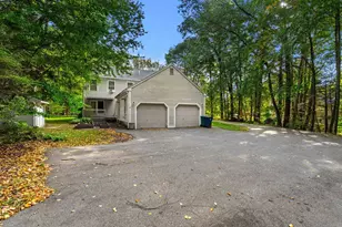 19 Purington Ln, Hampton, NH 03842 - Photo 3