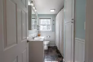 26 Saint Josephs Dr, Nashua, NH 03060 - Photo 9
