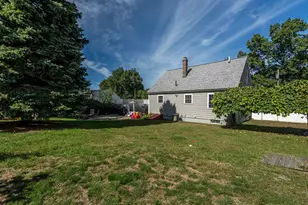 26 Saint Josephs Dr, Nashua, NH 03060 - Photo 35