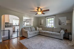 26 Saint Josephs Dr, Nashua, NH 03060 - Photo 3