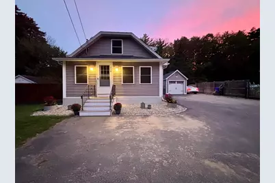 158 E Main Street, Hampstead, NH 03826 - Photo 1