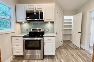 158 E Main St, Hampstead, NH 03826 - Photo 7