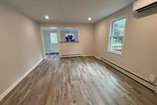 158 E Main St, Hampstead, NH 03826 - Photo 11