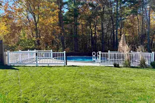 158 E Main St, Hampstead, NH 03826 - Photo 3