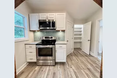 158 E Main Street, Hampstead, NH 03826 - Photo 5