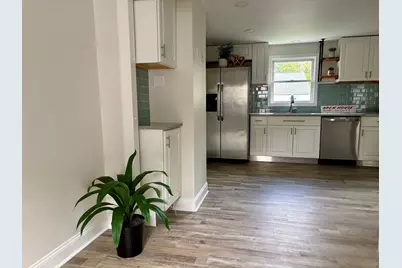 158 E Main Street, Hampstead, NH 03826 - Photo 3