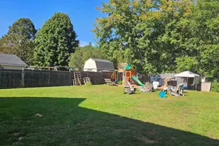 44 Hale St, Newport, NH 03773 - Photo 25
