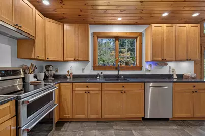 379 E Washington Road, Hillsboro, NH 03244 - Photo 15