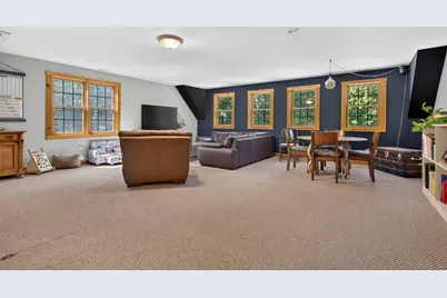 379 E Washington Road, Hillsboro, NH 03244 - Photo 43
